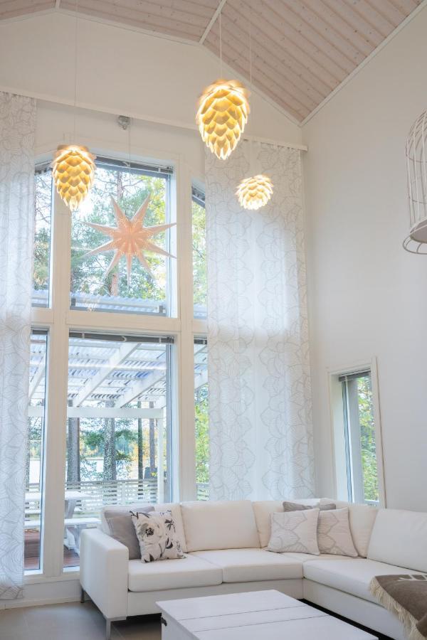 Luxurious Villa Kinos With Jacuzzi Rovaniemi Extérieur photo