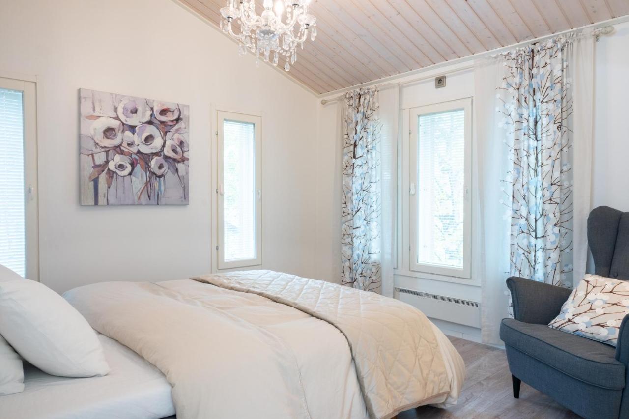 Luxurious Villa Kinos With Jacuzzi Rovaniemi Extérieur photo